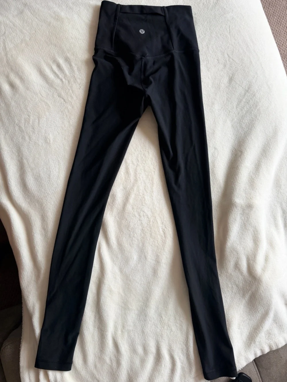 LULULEMON MAPPED OUT HIGH RISE TIGHT 28” | BLACK | Size 20 - Picture 5 of 8